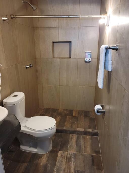시우다드 발레스 Departamento Privado7, 2 Camas Matri, Parking, Cocina Equipada, Wifi 65 Mb, 2 Climas,Centrico,Tv Smart 아파트 외부 사진